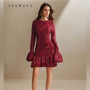 Anewsta French Embroidery Fitted Floral Sheath Dress in Burgundy - NWOT